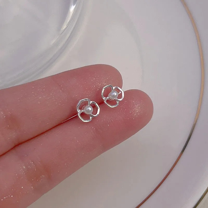 +20 Designs / STUD EARRINGS - STERLING SILVER 925